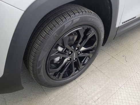 Used 2021 GMC Terrain SLT w/ Elevation Edition AWD/4WD image 31
