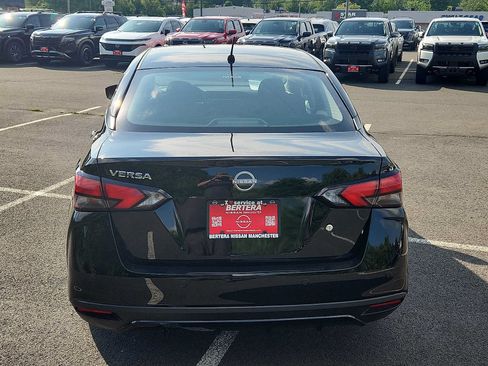 Used 2025 Nissan Versa S w/ Trunk Package FWD image 5