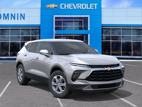 New 2025 Chevrolet Blazer LT image 7