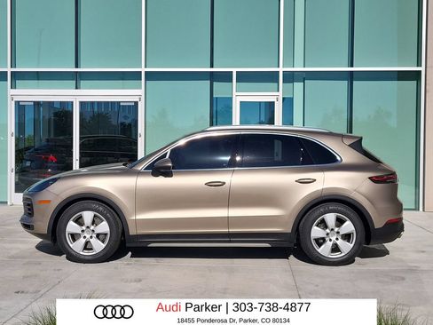 Used 2019 Porsche Cayenne S AWD/4WD image 2