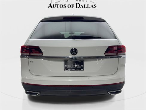Used 2023 Volkswagen Atlas SE w/ Panoramic Sunroof Package image 7
