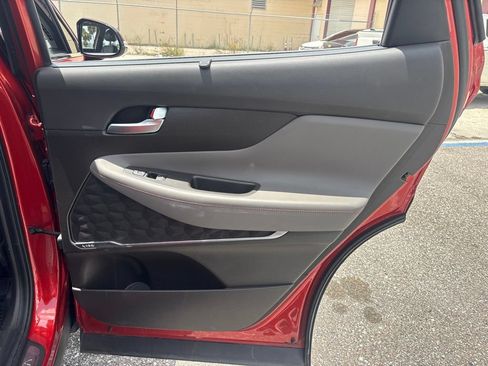 Used 2019 Hyundai Santa Fe FWD image 16