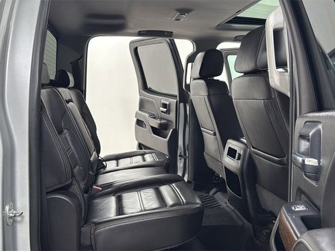 Used 2018 GMC Sierra 2500 Denali w/ Duramax Plus Package image 17