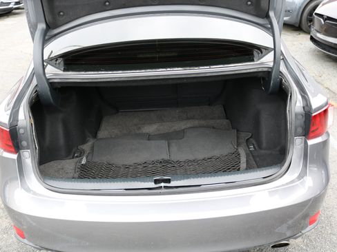 Used 2016 Lexus IS 200t image 38