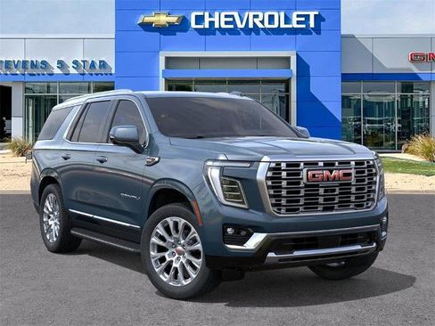 New 2026 GMC Yukon Denali image 7