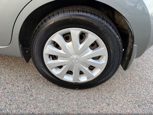 Used 2014 Nissan Versa Note SV FWD image 16