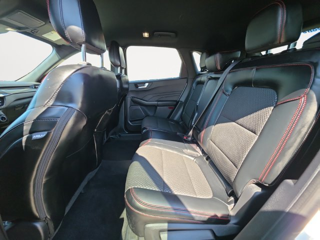 Used 2024 Ford Escape ST-Line Select AWD/4WD image 13