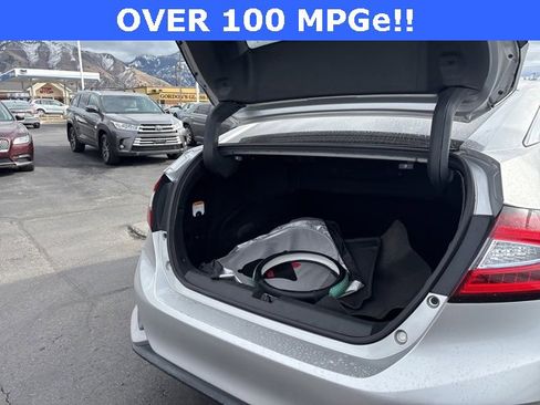 Used 2018 Honda Clarity Touring image 29