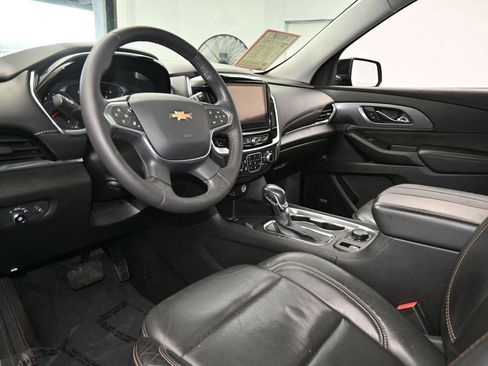 Used 2021 Chevrolet Traverse Premier w/ Redline Edition image 13