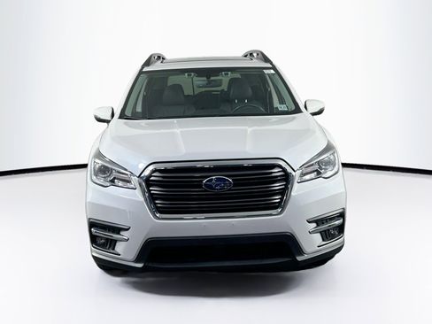 Used 2022 Subaru Ascent Limited w/ Technology Package image 2