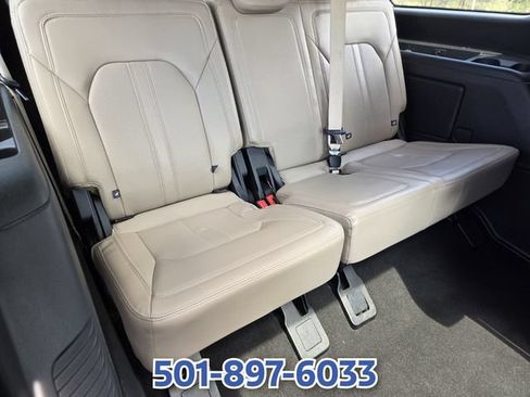 Used 2024 Ford Expedition Limited RWD image 15