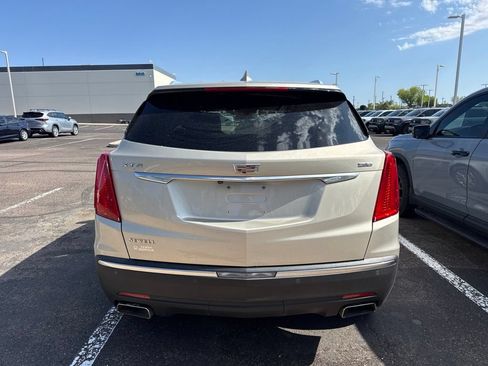 Used 2017 Cadillac XT5 Luxury FWD image 7