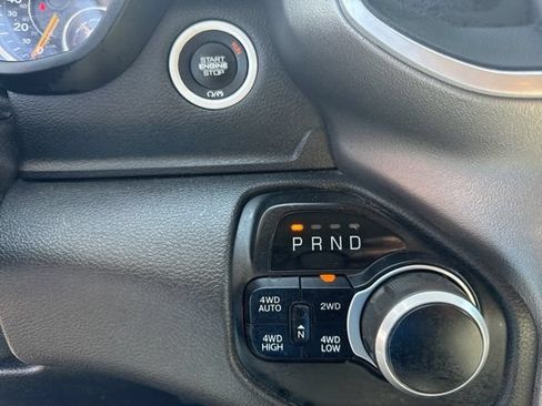 Used 2020 RAM 1500 Big Horn AWD/4WD image 22