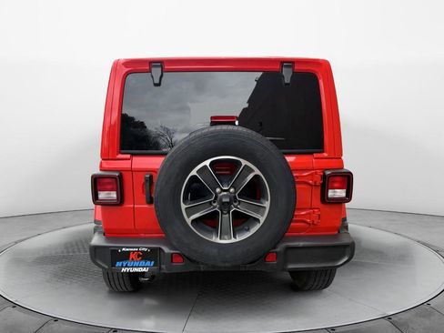 Used 2023 Jeep Wrangler Sahara image 4