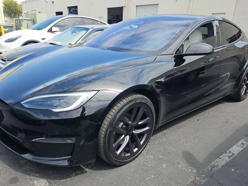 Used 2022 Tesla Model S AWD/4WD image 1
