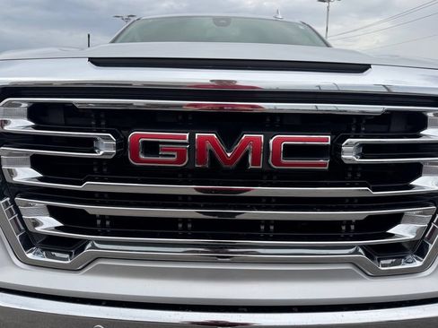 Used 2021 GMC Sierra 1500 SLT w/ SLT Premium Plus Package AWD/4WD image 7