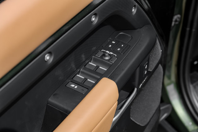 New 2026 Land Rover Defender 110 S AWD/4WD image 46