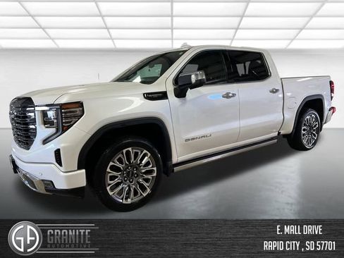 Used 2024 GMC Sierra 1500 Denali Ultimate AWD/4WD image 1