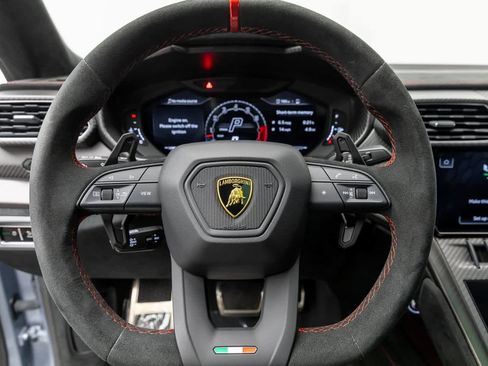 Used 2024 Lamborghini Urus Performante image 19