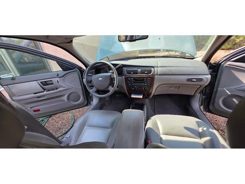 Used 2006 Ford Taurus SEL FWD image 3