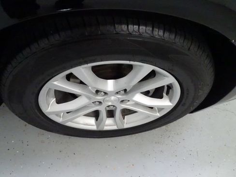 Used 2015 Chevrolet Camaro LS RWD image 18