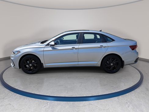 New 2026 Volkswagen Jetta SE image 7