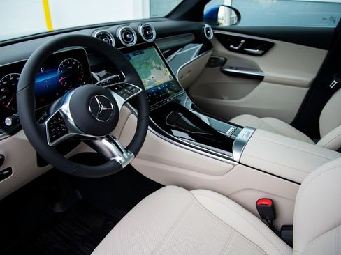 New 2026 Mercedes-Benz GLC 300 4MATIC image 10