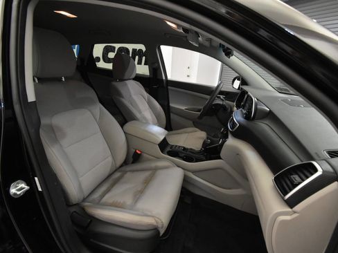 Used 2020 Hyundai Tucson Value w/ Cargo Package image 16