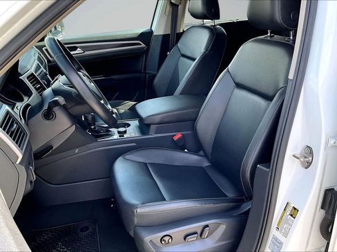 Used 2019 Volkswagen Atlas SE w/ Panoramic Sunroof Package AWD/4WD image 11