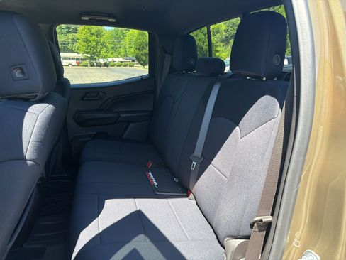 Used 2025 Chevrolet Colorado Trail Boss AWD/4WD image 22