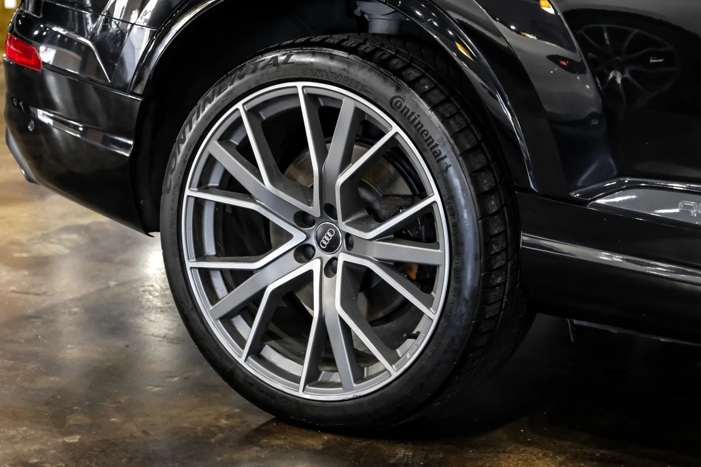 Used 2019 Audi Q7 3.0T Prestige w/ Prestige Package AWD/4WD image 49