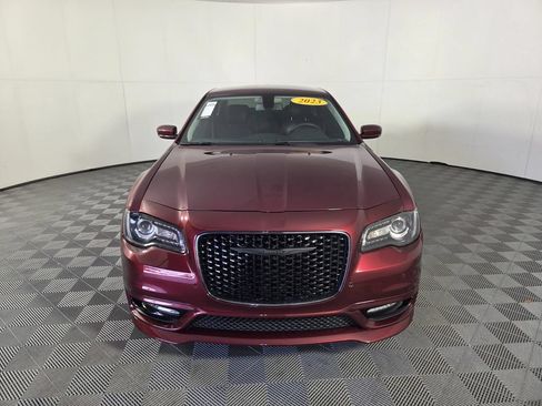 Used 2023 Chrysler 300 Touring L w/ Comfort Group RWD image 3