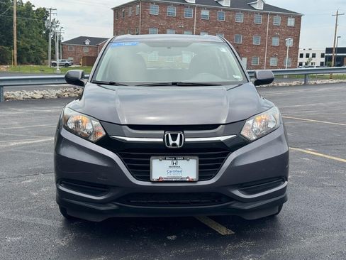 Certified 2018 Honda HR-V LX image 10