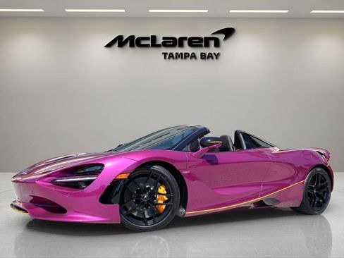 Used 2026 McLaren 750S Spider image 2