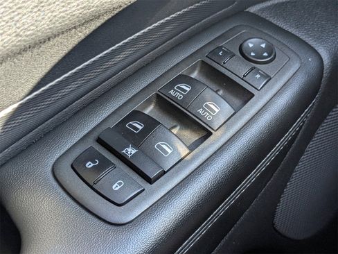 Used 2022 Dodge Durango GT image 29