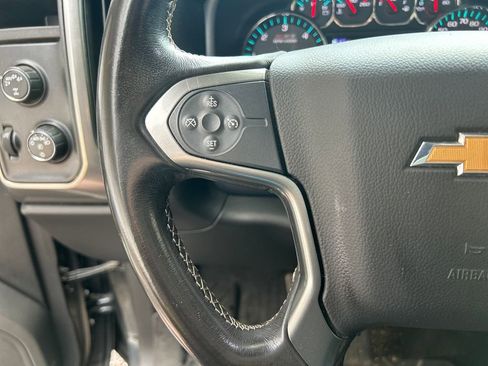Used 2018 Chevrolet Silverado 1500 LT AWD/4WD image 19