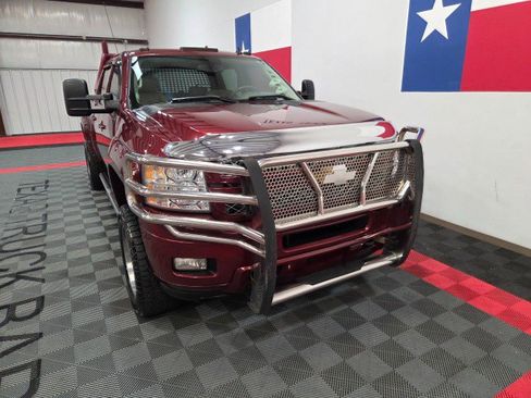Used 2013 Chevrolet Silverado 2500 LTZ w/ LTZ Plus Package image 17