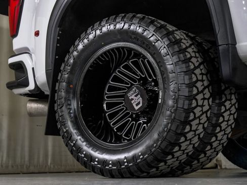 Used 2024 GMC Sierra 3500 Denali w/ Denali Reserve Package AWD/4WD image 55
