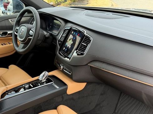 Certified 2024 Volvo XC90 B6 Ultimate w/ Protection Package Premier image 14
