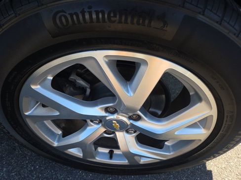 Used 2020 Chevrolet Equinox LT image 10