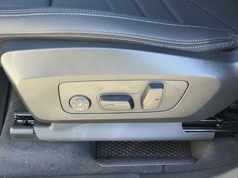 New 2026 BMW X1 xDrive28i w/ Technology Package image 16