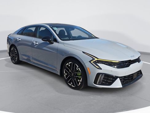 New 2026 Kia K5 GT image 3
