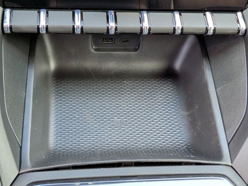 New 2026 GMC Terrain AT4 w/ Technology Package II AWD/4WD image 29