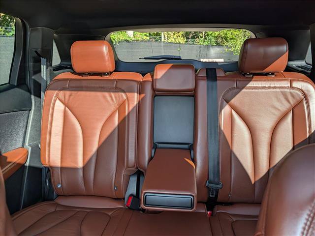 Used 2016 Lincoln MKX Reserve w/ Climate Package FWD image 18