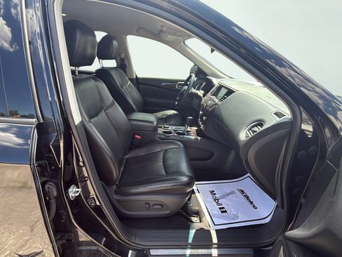 Used 2014 Nissan Pathfinder SL w/ SL Tech Package AWD/4WD image 34