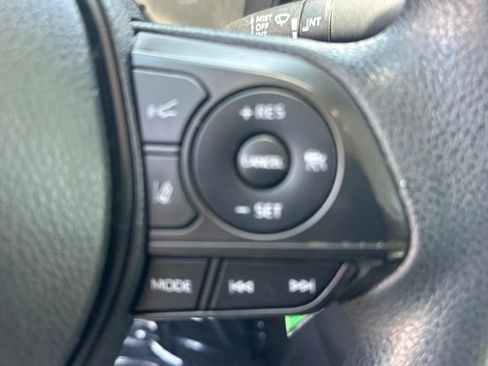 Used 2022 Toyota Corolla LE FWD image 21