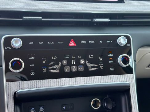 New 2026 Genesis GV80 3.5T Prestige AWD/4WD image 31