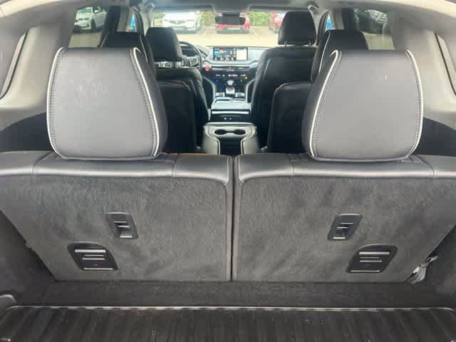 Used 2022 Acura MDX w/ Advance Package AWD/4WD image 12