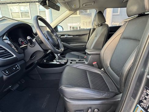 Used 2023 Kia Seltos SX image 9
