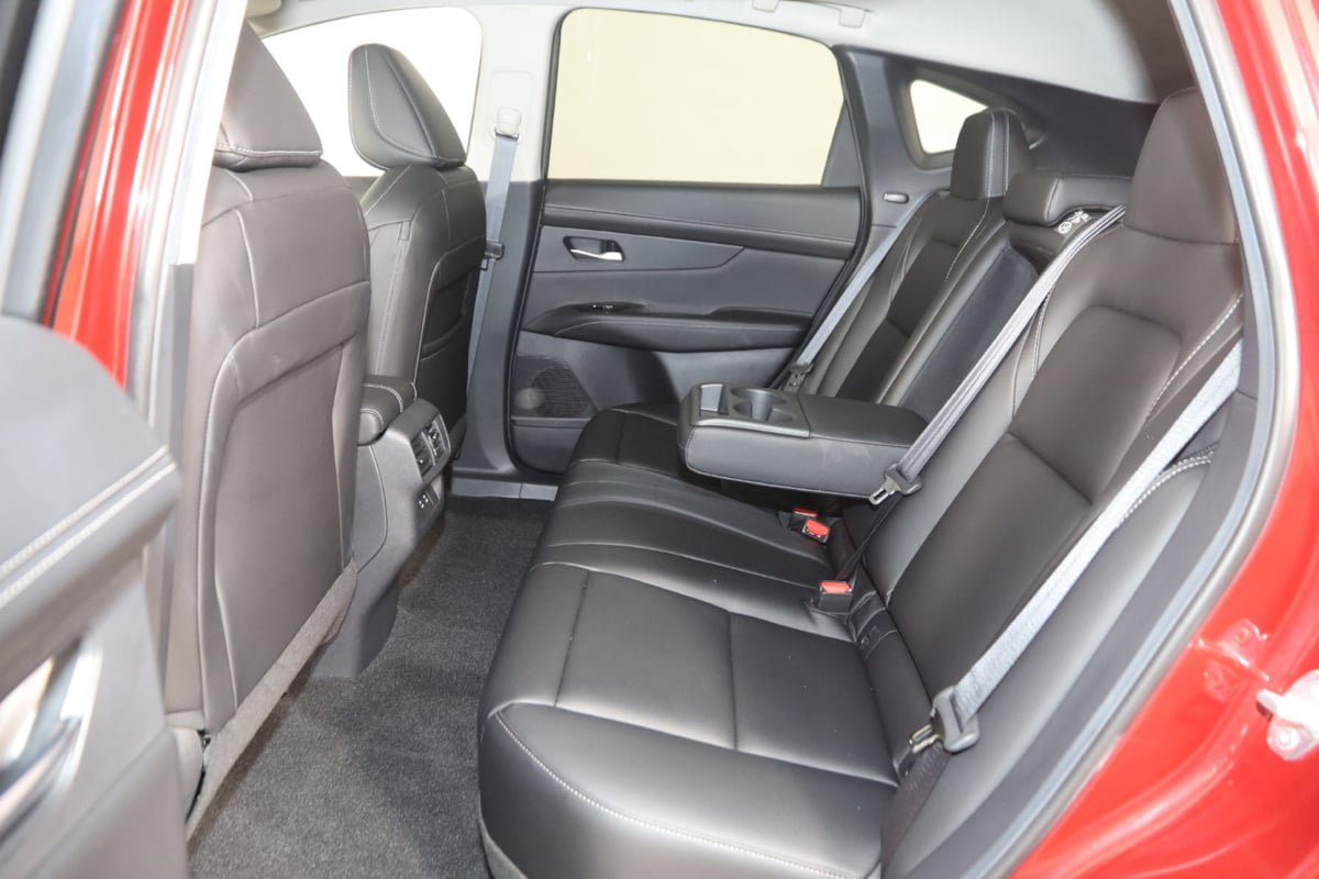Used 2025 Nissan Murano SL AWD/4WD image 45